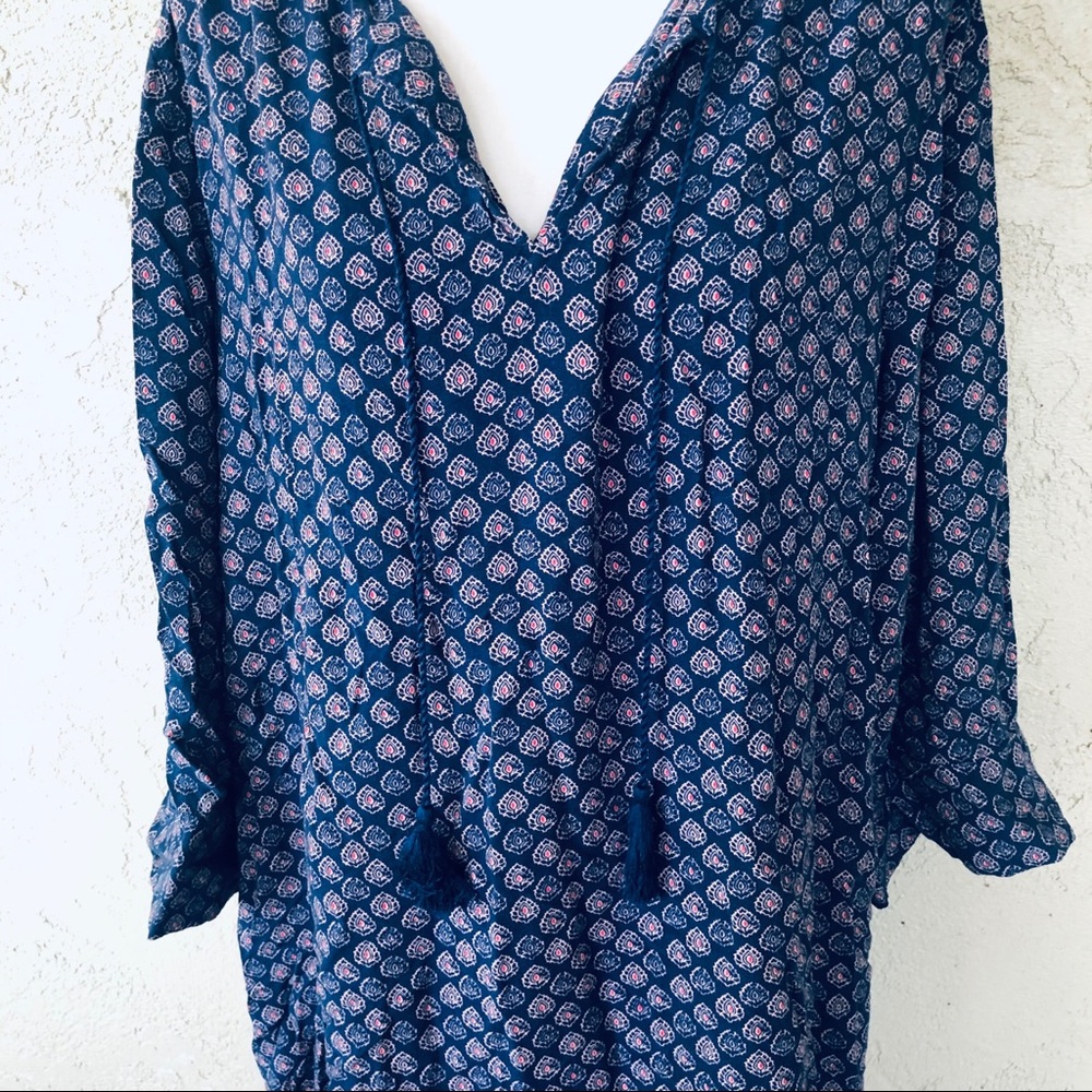 🥳🥳🥳SOLD🥳🥳🥳 Tassel blouse!☀️ - Picture 3 of 4